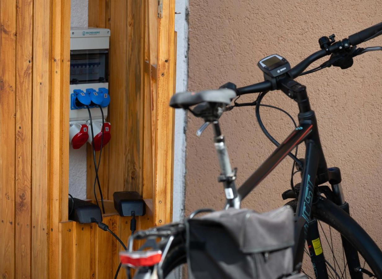 Hotel Gasthof Rosenwirt Au in der Hallertau Bagian luar foto