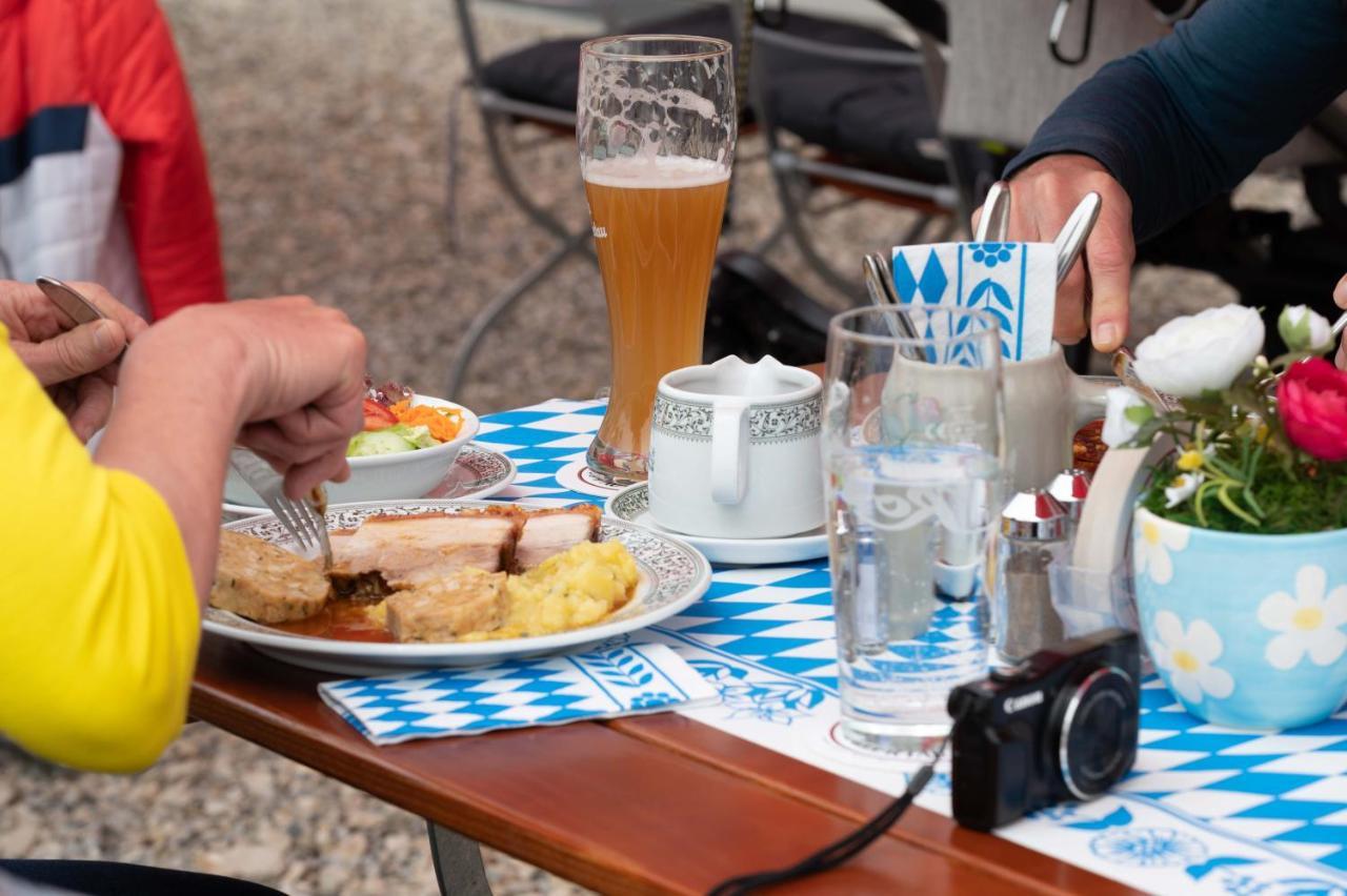 Hotel Gasthof Rosenwirt Au in der Hallertau Bagian luar foto