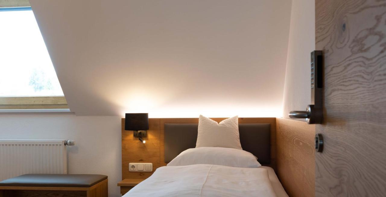 Hotel Gasthof Rosenwirt Au in der Hallertau Bagian luar foto